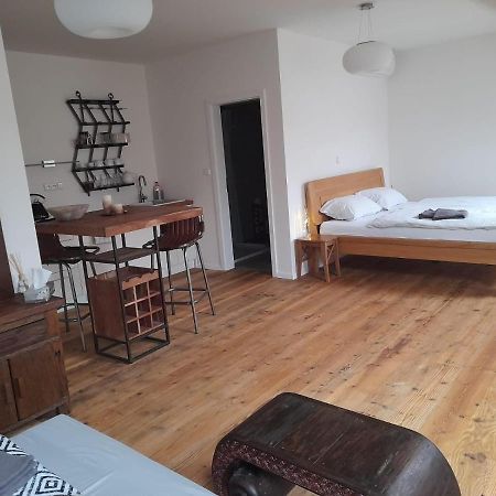 Rv Apartman Mikulov Exteriör bild
